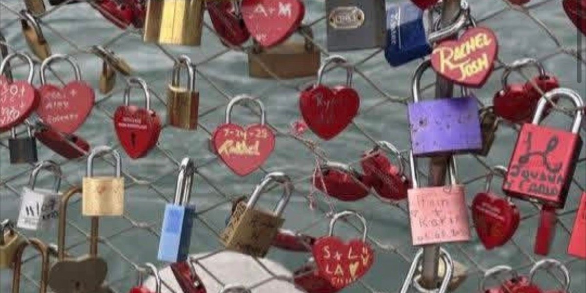 යුරෝපයේ Love Locks ගැන අහලා තියනවද  ❤️