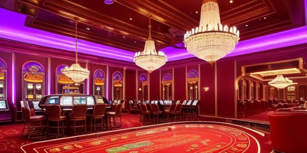 Flyer Crash Competition at royalreel.Casino